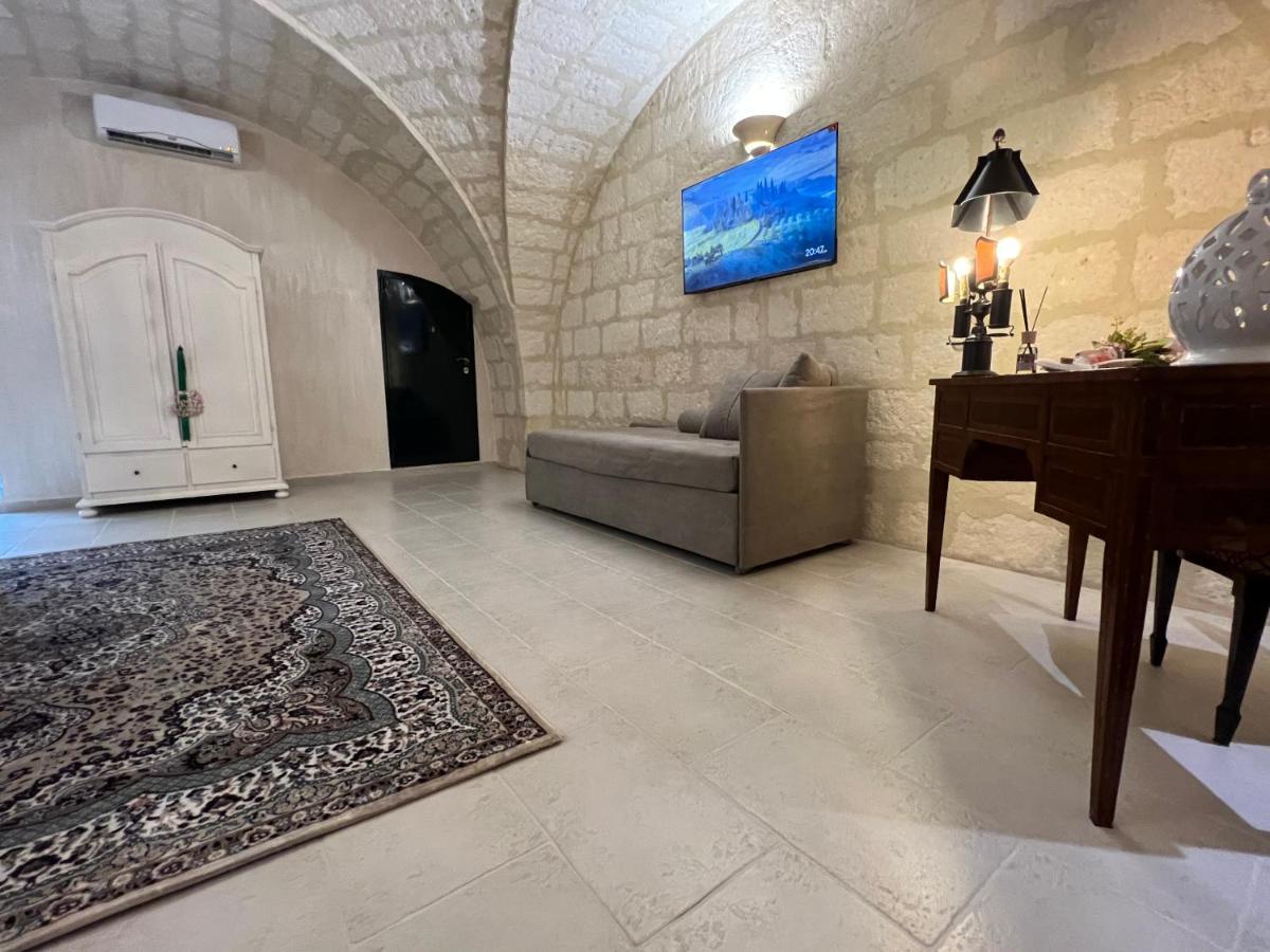 Suite Cavour Luxury Home Tarent Zewnętrze zdjęcie