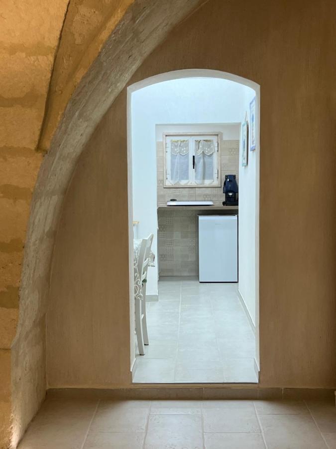 Suite Cavour Luxury Home Tarent Zewnętrze zdjęcie