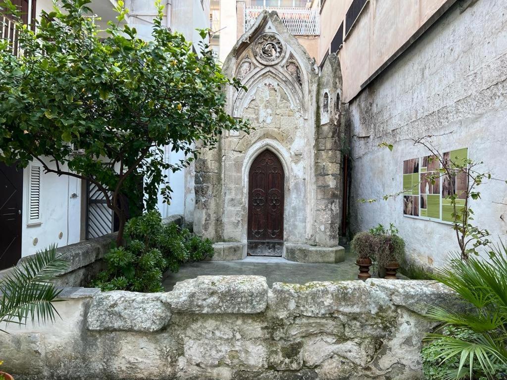 Suite Cavour Luxury Home Tarent Zewnętrze zdjęcie